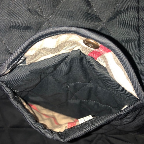 Burberry Quilted Jacket - Size M - Picture 5 of 9